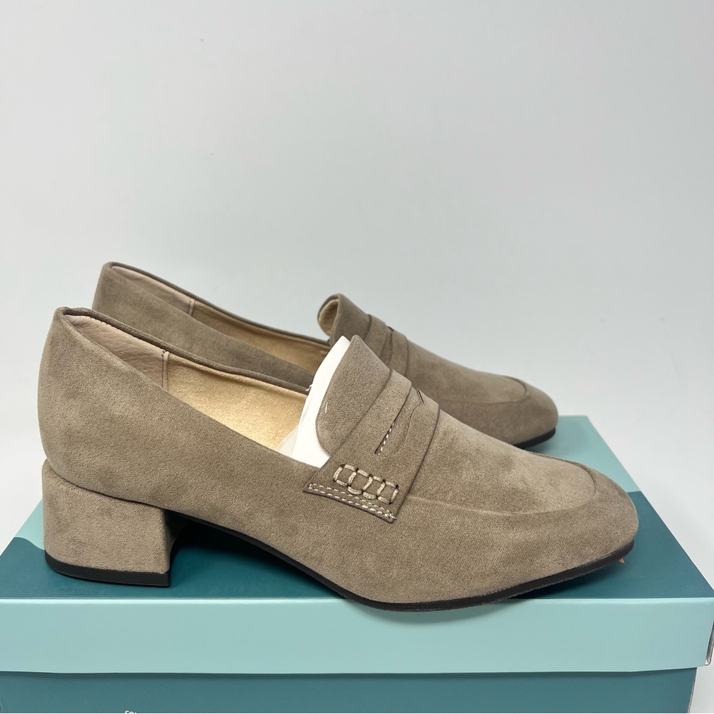 Cliffs White Mountain Dress Loafer